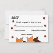 Herfst in liefde Elegante romantische bladeren her RSVP Kaartje (Voorkant)