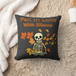 Herfst in liefde met stilte - Skeleton Meditatie Kussen