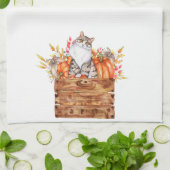 Herfst kat en pompoenen in doos theedoek (Gevouwen)