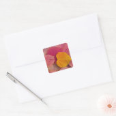 Herfst kleur op neergevallen bospijlstaaf vierkante sticker (Envelop)
