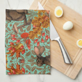 Herfst konijn op lichtgroen theedoek (Quarter Fold)