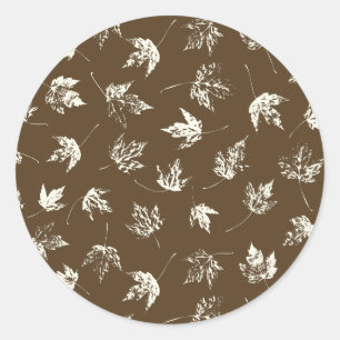 Herfst Maple lekt op bruin - naadloos patroon. Ronde Sticker