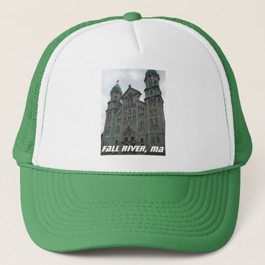 Herfst, Massachusetts Gothic Church Trucker Pet (Voorkant)