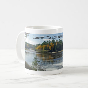 Herfst met het laagste Tahquamenon 1 afbeelding mo Koffiemok