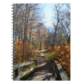 Herfst natuurpad. notitieboek