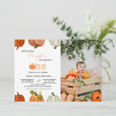 Herfst onze kleine pompoen draaien een eerste verj kaart (Staand voorkant)