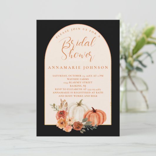 Herfst Oranje en witte pompoenen op zwart Kaart (Staand voorkant)