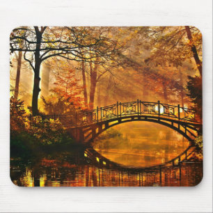 Herfst - Oude brug in het najaar misty park Muismat