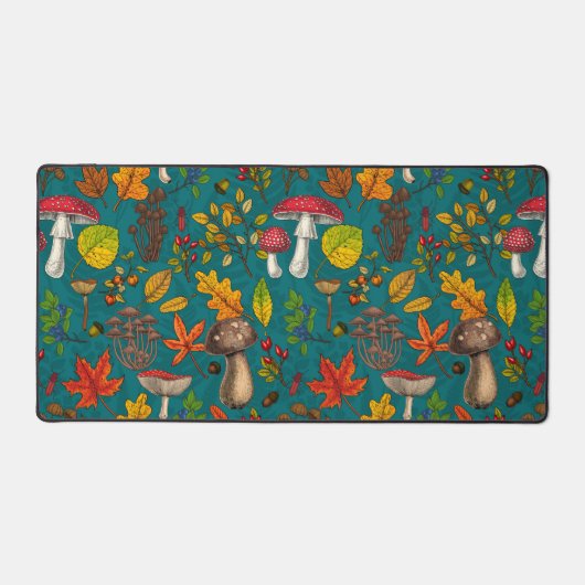 Herfst paddenstoelen, bladeren, noten en bessen op bureaumat (Voorkant)