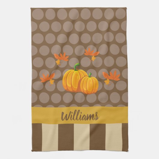 Herfst Polka Dot Pumpkin met familienaam Theedoek (Verticaal)