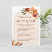 Herfst pompoen Baby shower die weet mama beste spe Kaart (Staand voorkant)