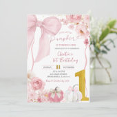 Herfst Pompoen Bow Roze Coquette Bloemen Verjaarda Kaart (Staand voorkant)