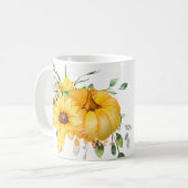 Herfst pompoen, zonnebloemen en groen koffiemok (Voorkant links)