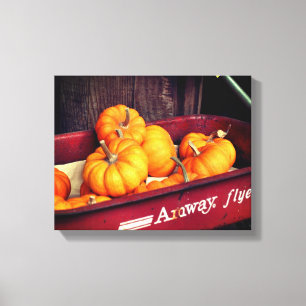 Herfst pompoenen in oude rode wagon canvas afdruk