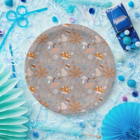 Herfst pompoenveld met valkleppen en paddenstoelen papieren bordje (Feest)