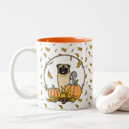 Herfst Pug Dog (fawn) pompoenen luiers Tweekleurige Koffiemok (Met donut)