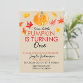 Herfst pumpkin eerste verjaardag Uitnodiging (Staand voorkant)