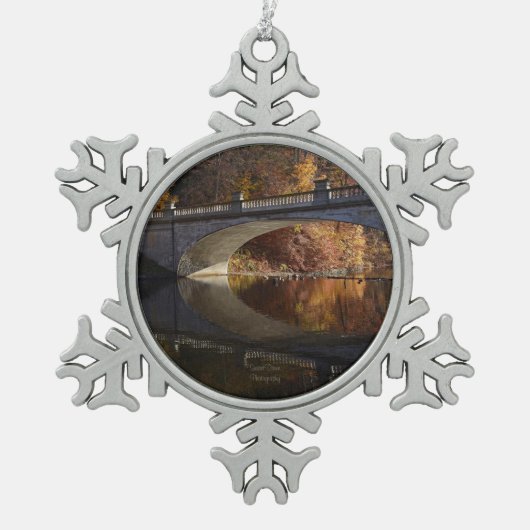 Herfst Reflecties in de Vanderbilt Estate Tin Sneeuwvlok Ornament (Voorkant)