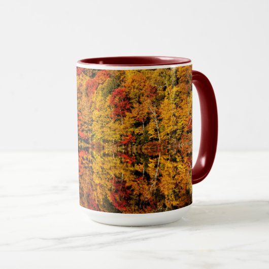 Herfst Reflection op Russell Pond | New Hampshire Mok (Voorkant rechts)