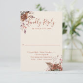Herfst Roestige Bloemige Monogram Bruiloft RSVP Kaartje (Staand voorkant)