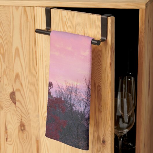 Herfst roze gele zonsondergang over bomen theedoek (Derde Gevouwen)