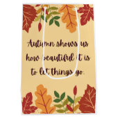 Herfst Shows ons hoe mooi citaat Medium Cadeauzakje (Achterkant)