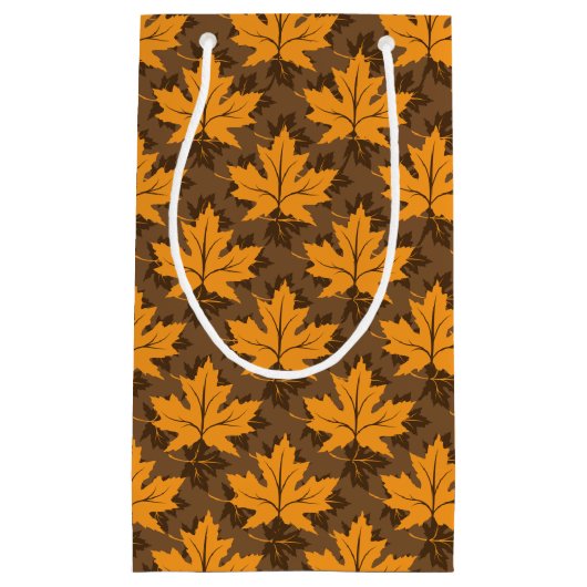 Herfst sinaasappel en bruin esdoornblad klein cadeauzakje (Voorkant)