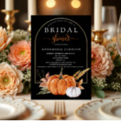 Herfst Sinaasappel en witte pompoenen op zwart Kaart