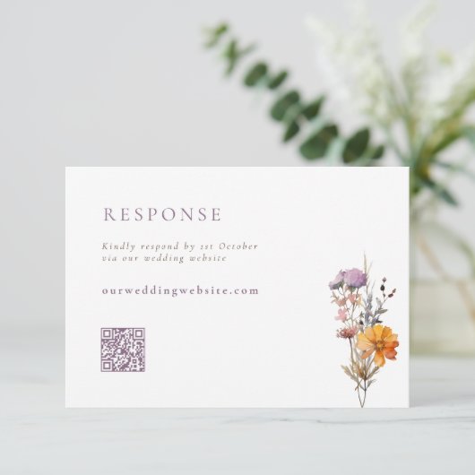 Herfst Sinaasappel & Paarse Wildflowers QR Code Hu RSVP Kaartje (Staand voorkant)