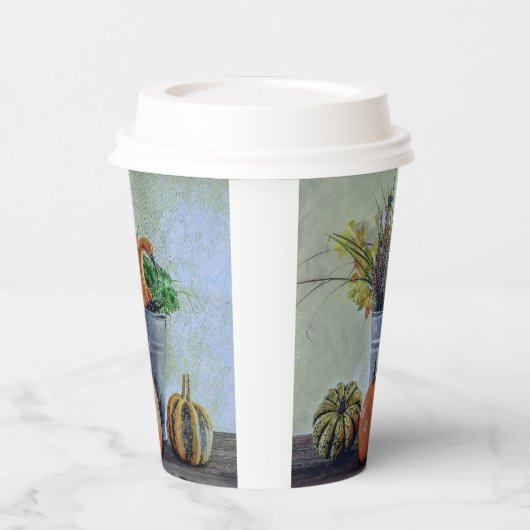 Herfst stilleven met pompoenen, bloemen papieren bekers (Links)