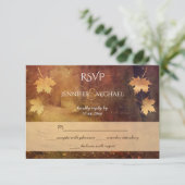 Herfst Trail esdoorn bladeren rustieke bruiloft RS RSVP Kaartje (Staand voorkant)