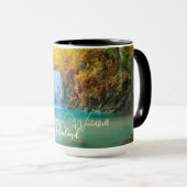 Herfst Uitzicht van Erawan Waterfall Thailand Mok (Voorkant rechts)