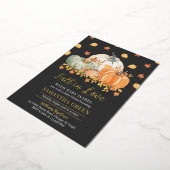 Herfst verliefd op Baby Baby shower Folie Uitnodiging (Gedraaid)