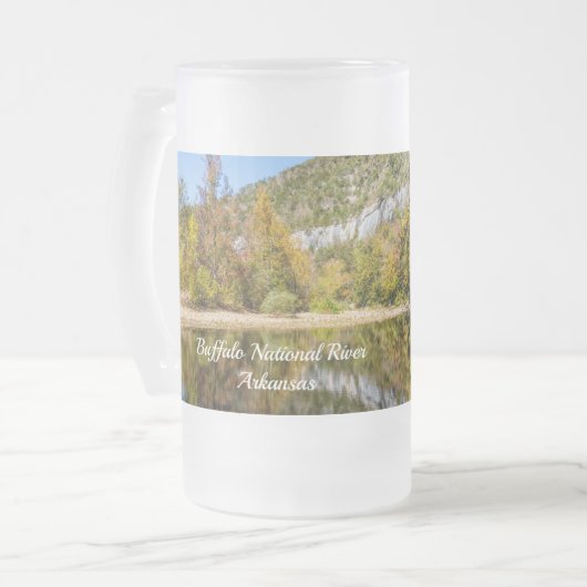 Herfst verwijst naar de Mok van de buffelrivier (Voorkant links)