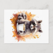 Herfst vibes Raccoon met kopje koffie Briefkaart (Voorkant)