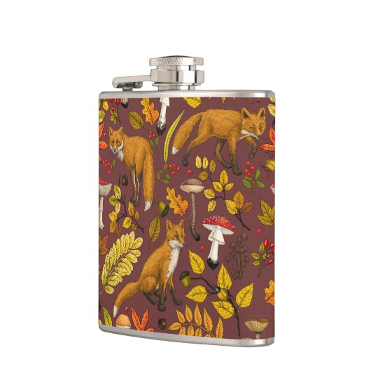 Herfst vossen op chocoladebruin heupfles (Links)