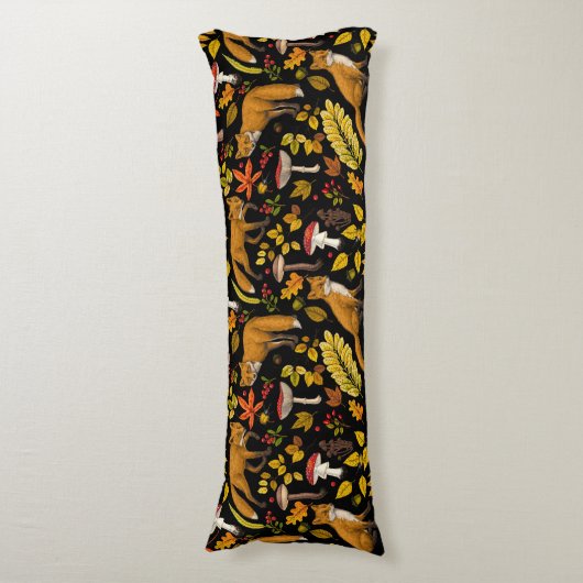 Herfst vossen op zwart lichaamskussen (Voorkant Verticaal)