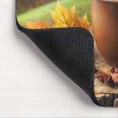 Herfst warme chocolademelk op boomstronk muismat (Hoek)