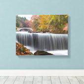 Herfst Waterfall Canvas Afdruk (Insitu (Houten vloer))