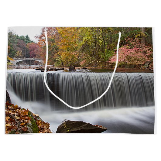 Herfst Waterval bij Vanderbuilt Large Cadeautasje (Voorkant)