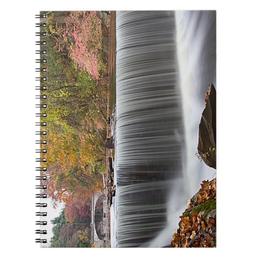 Herfst Waterval bij Vanderbuilt Notitieboek (Voorkant)