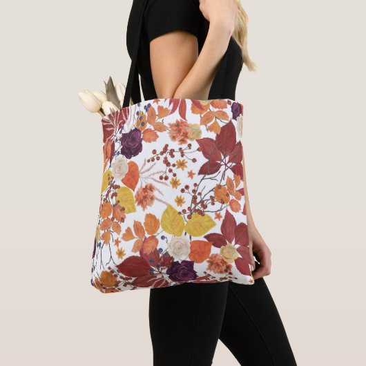 Herfst Waterverf Bladeren en Rozen Tote Bag (Dichtbij)
