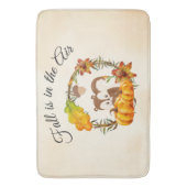 Herfst zit in Air Typografie met Squirrel Badmat (Voorkant Verticaal)