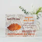 Herfstblad Rustiek Hout Flat Save The Date Kaart (Staand voorkant)
