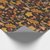 Herfstbladeren, bessen, paddenstoelen en winterkon cadeaupapier (Hoek)