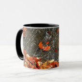 Herfstbladeren in Waterval I Herfst Fotografie Mok (Voorkant links)