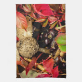 Herfstbladeren, kastanjes champignons foto theedoek (Verticaal)