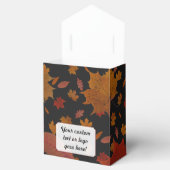 Herfstbladeren met aangepaste zwarte kleur en teks bedankdoosjes (Geopend)