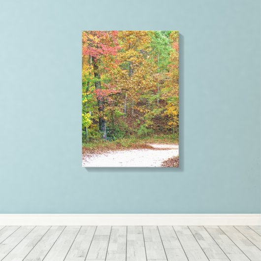 herfstbladeren Mountain Road Canvas Print (Insitu (Houten vloer))