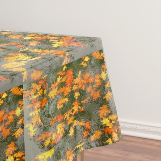 herfstbladeren op water tafelkleed (Voorbeeld)